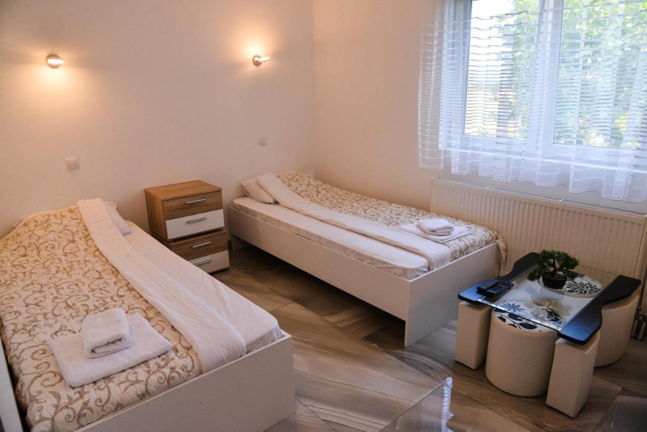 Bed and Breakfast Mesecev Konak Ниш Экстерьер фото